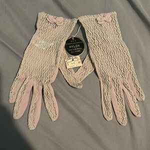 Vintage 1940s-50s gloves